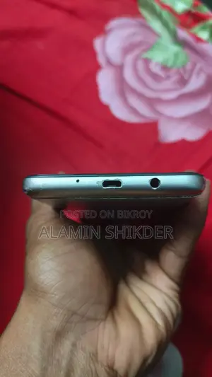 Samsung Galaxy J7 Prime . (Used)