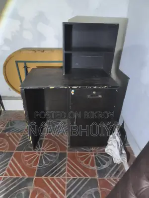 Reading Table