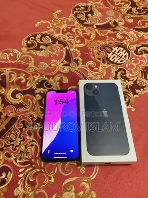 Apple iPhone 13 (Used)