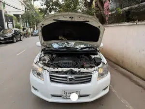 Toyota Axio G push start 2011