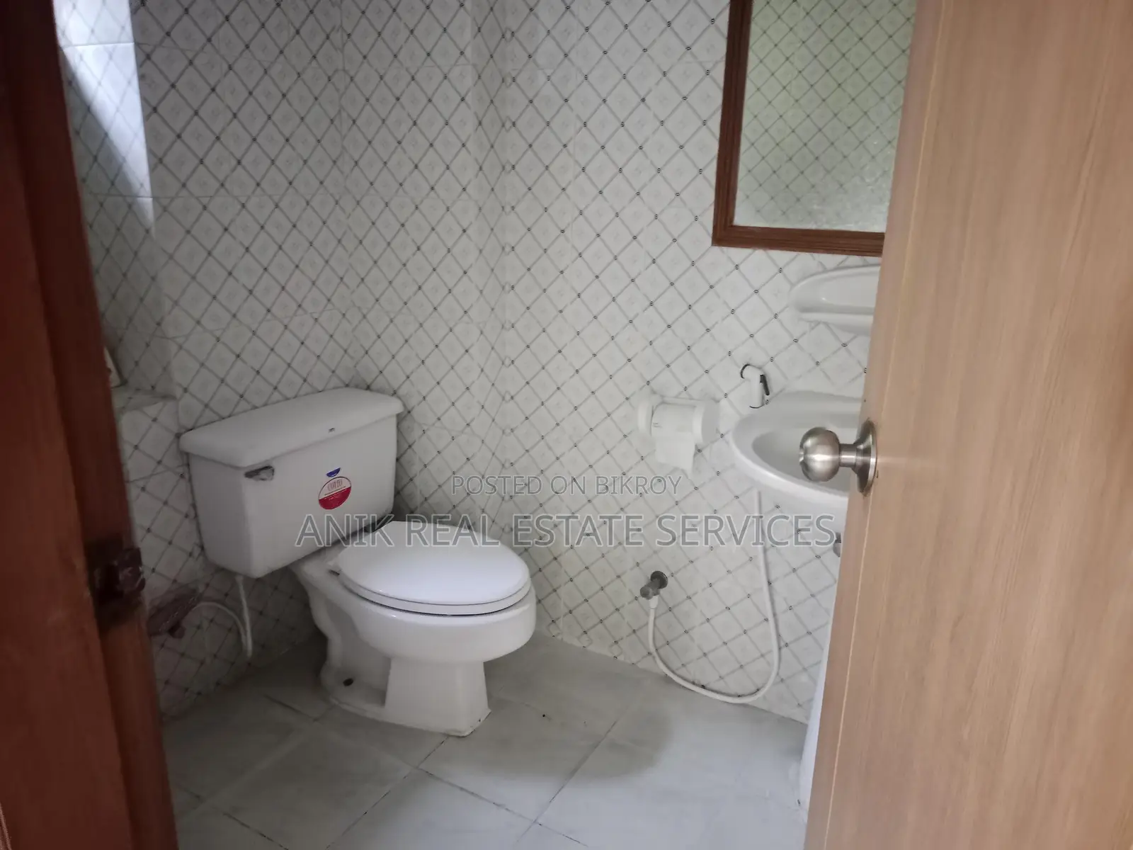 Good Quality Un Farnised Flat Rent At Gulshan 2