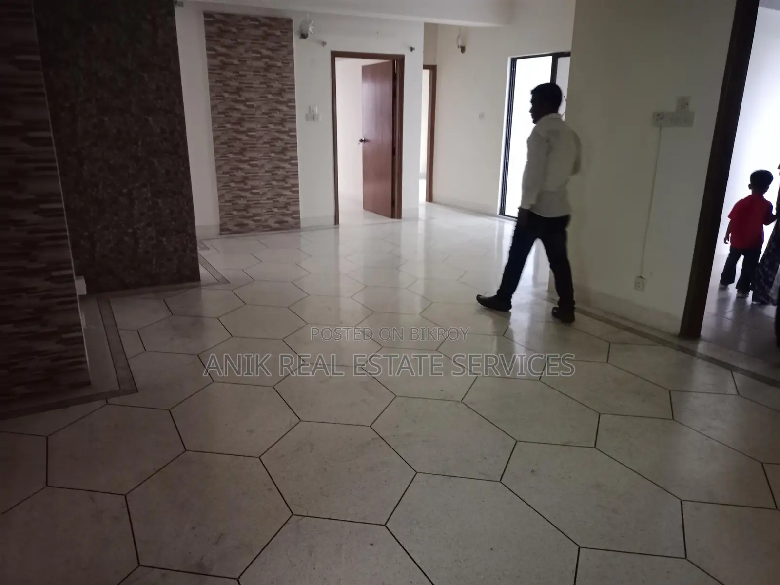 Good Quality Un Farnised Flat Rent At Gulshan 2