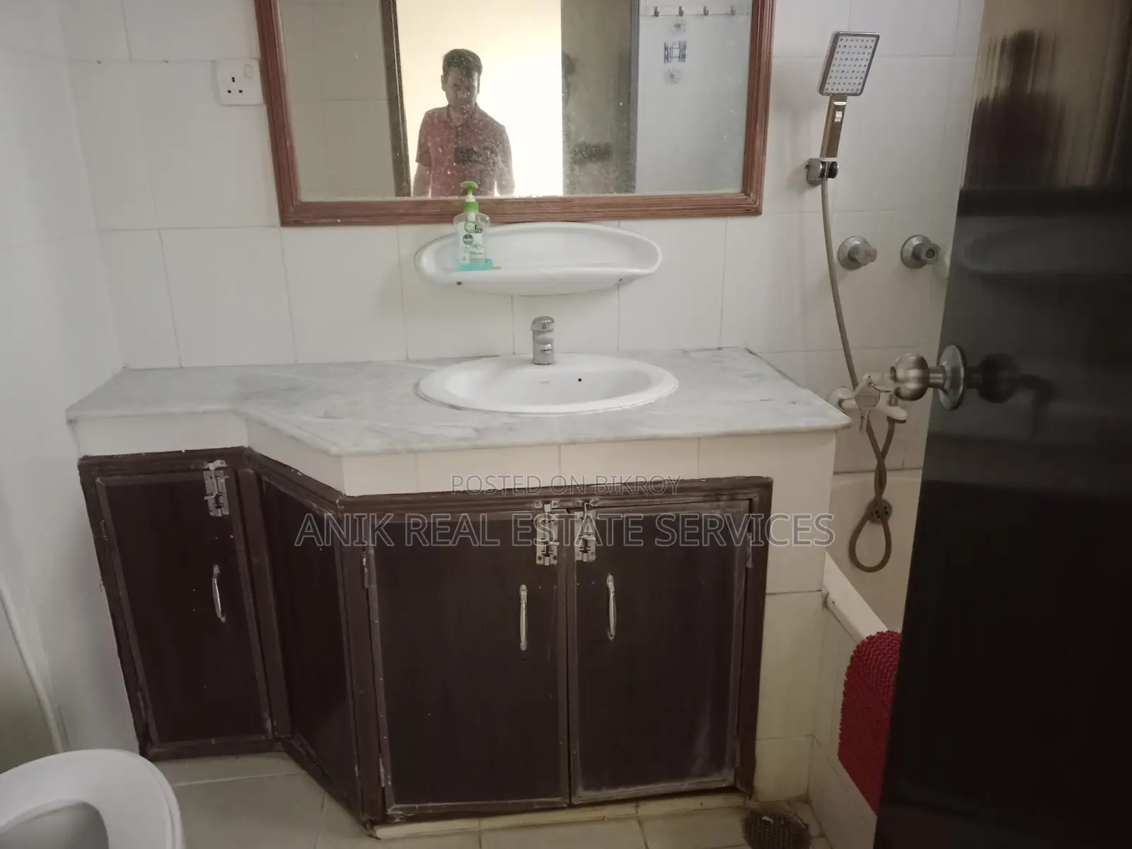 Good Quality Un Farnised Flat Rent At Gulshan 2