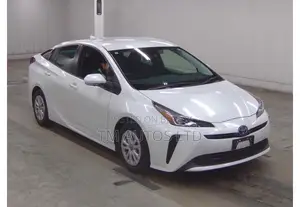 Toyota Prius S PKG 4 PEARL 2021