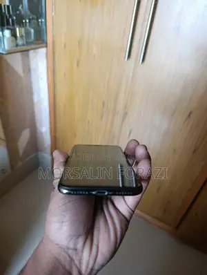 Apple iPhone X (Used)