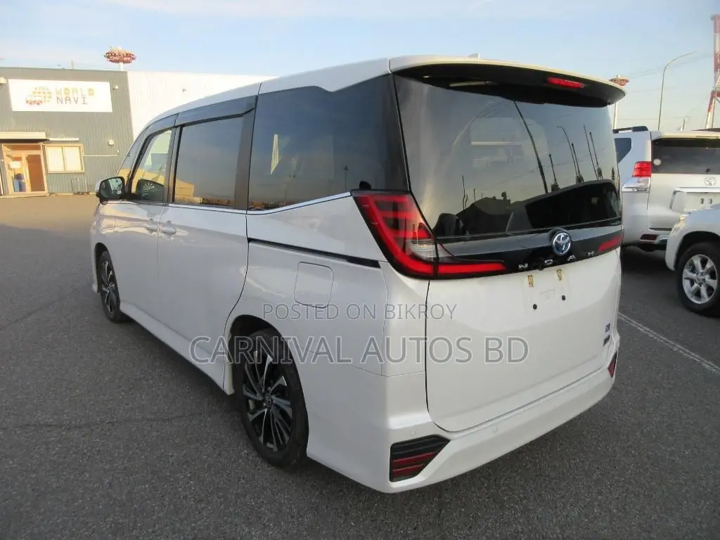 Toyota Noah S-Z PACKAGE 2022