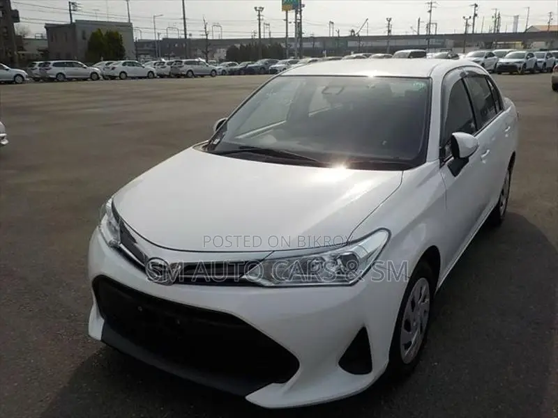 Toyota Axio Non Hybrid EX White 2021