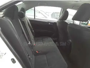 Toyota Axio Non Hybrid EX White 2021
