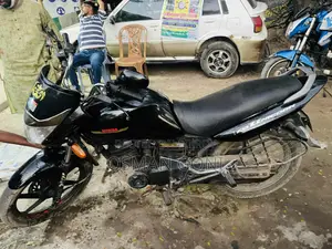 Honda CB Unicorn. 2005