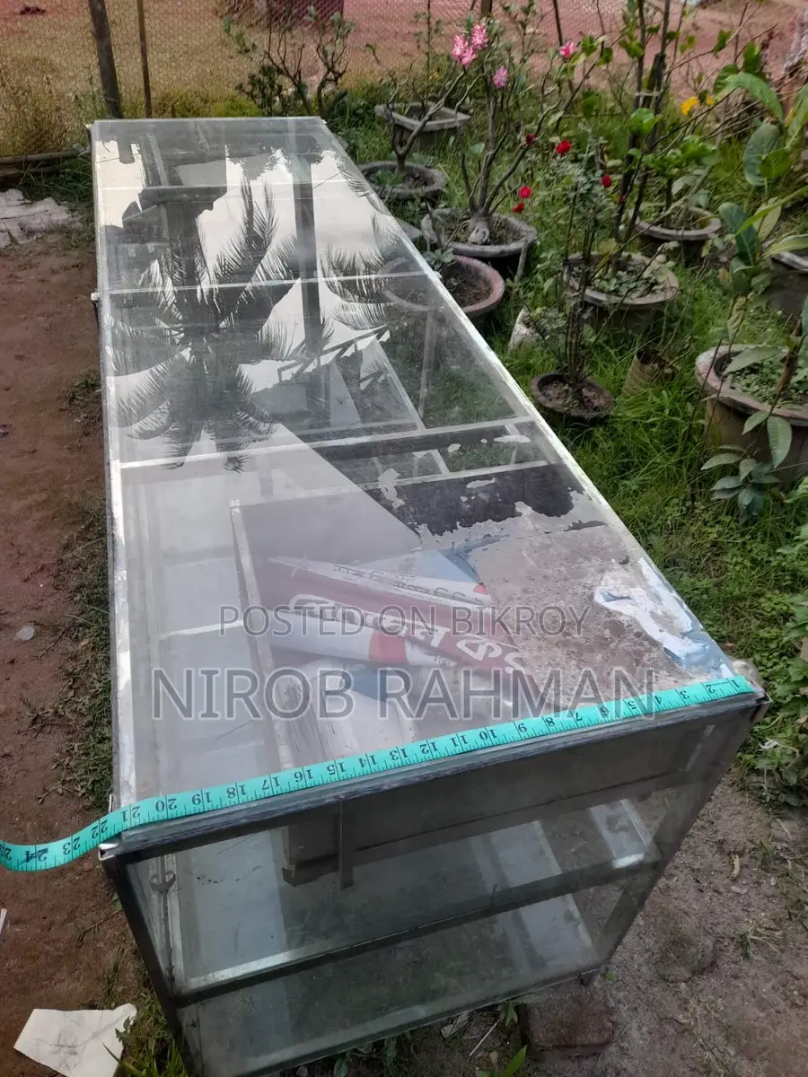 Table: Length 6ft, Width 22 inches, Height 27 inches.