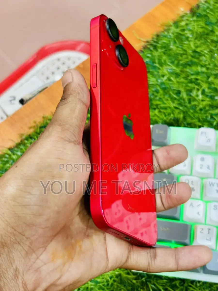 Apple iPhone 14 . (Used)