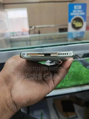 Vivo V40e 128 GB Blue