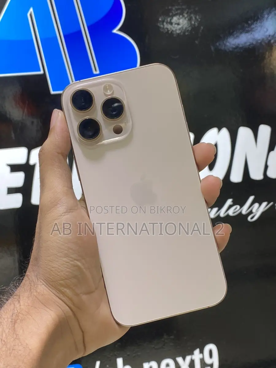 Apple iPhone 16 Pro Max . (Used)