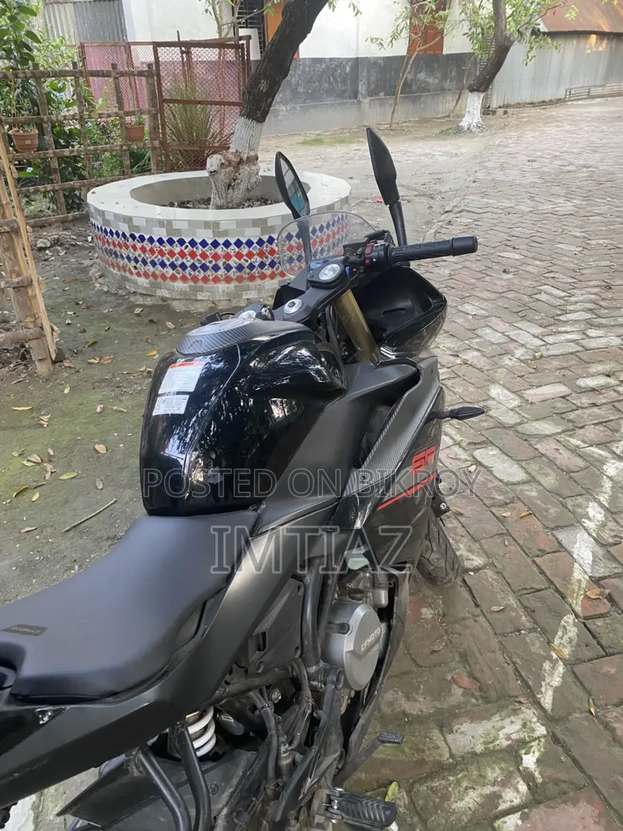 CFMoto Sr 250 2025