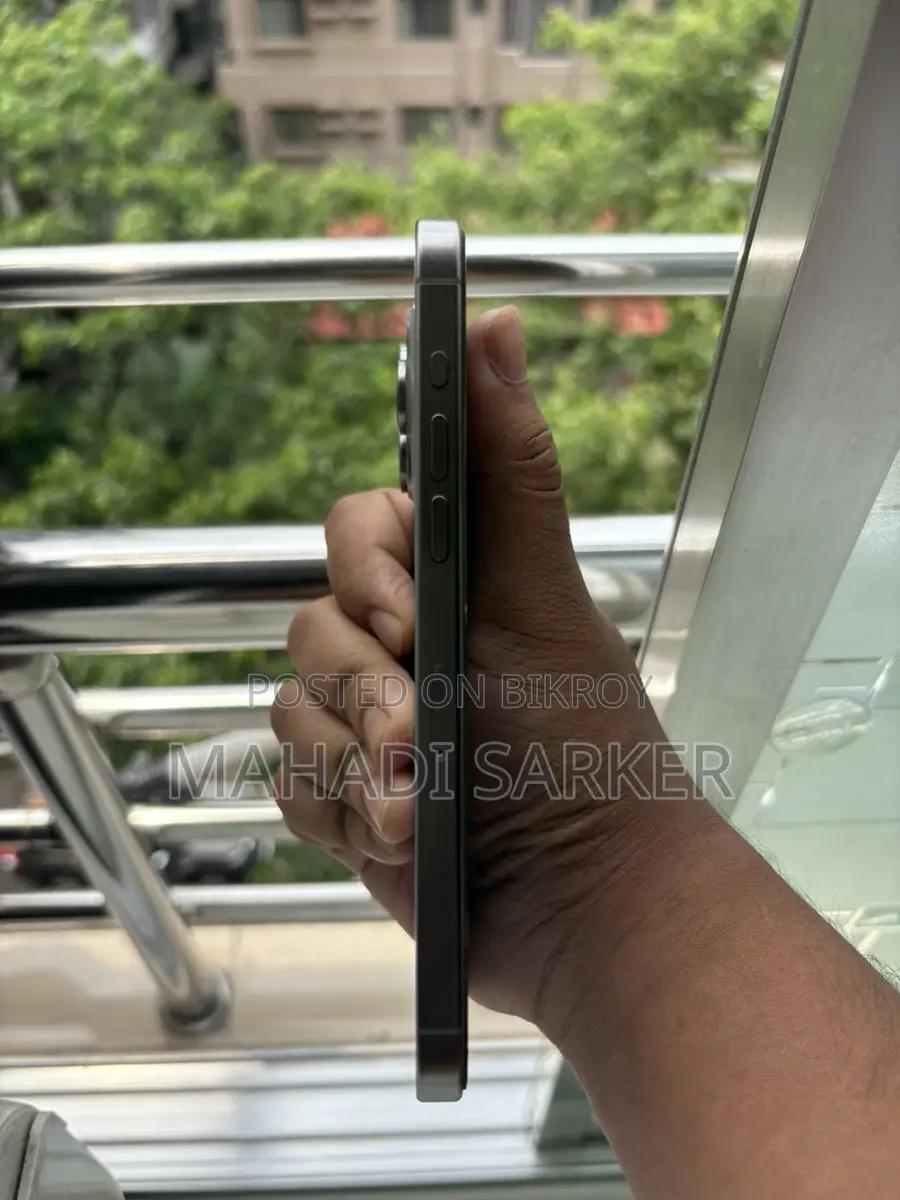 Apple iPhone 15 pro max 256gb (Used)