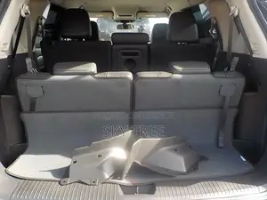 Toyota Noah G-Pack. 2021