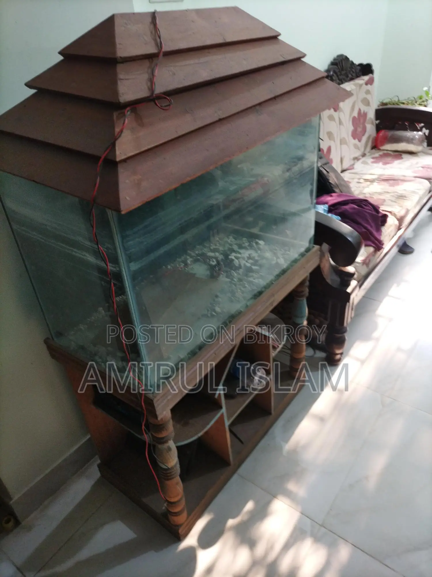 বড় সাইজের একুরিয়াম