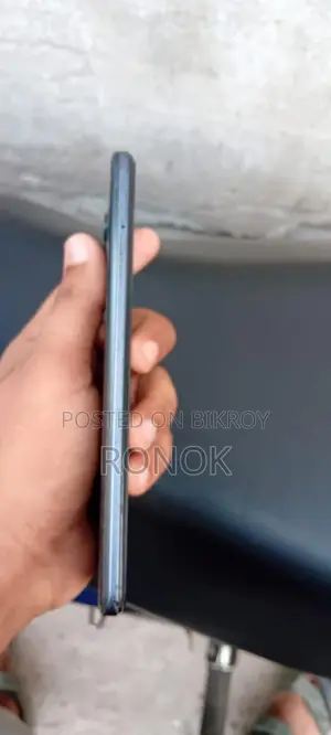 Realme 8 Pro ফ্রেশ কন্ডিশন (ব্যবহৃত)
