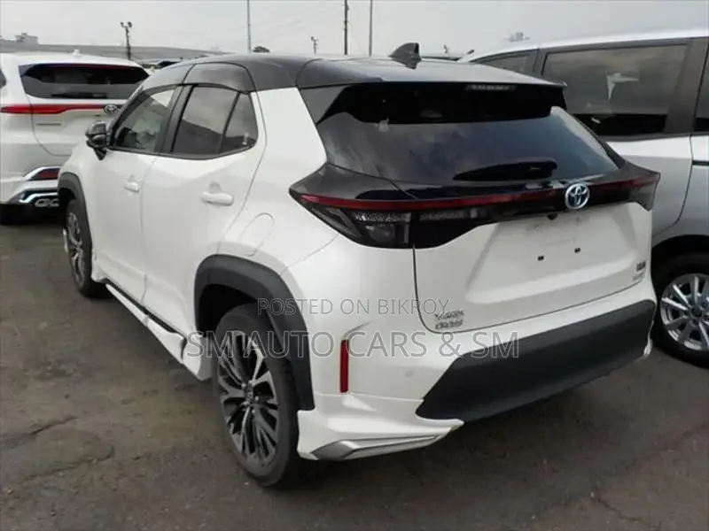 Toyota Yaris Cross Z Pearl/Black 2Tone 2020