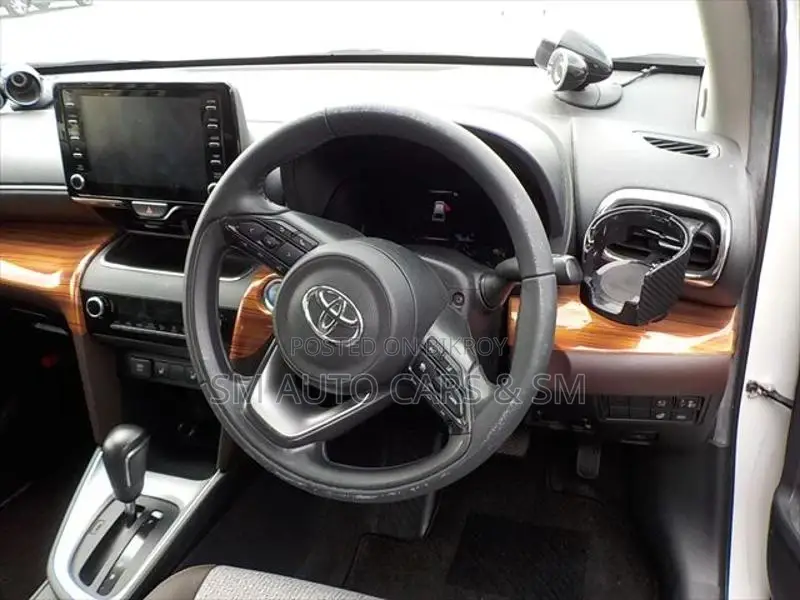 Toyota Yaris Cross Z Pearl/Black 2Tone 2020