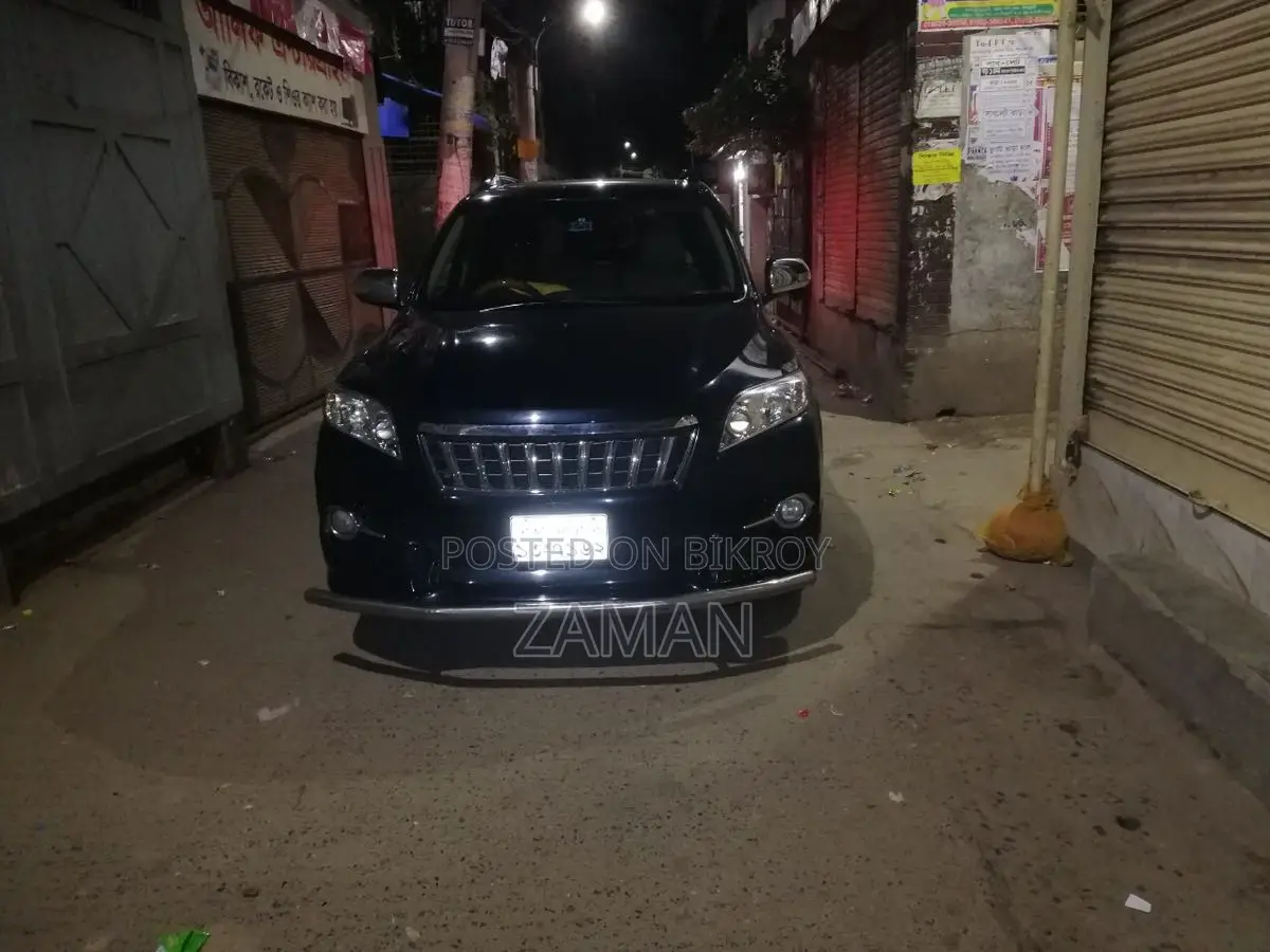 Toyota Vanguard 2011