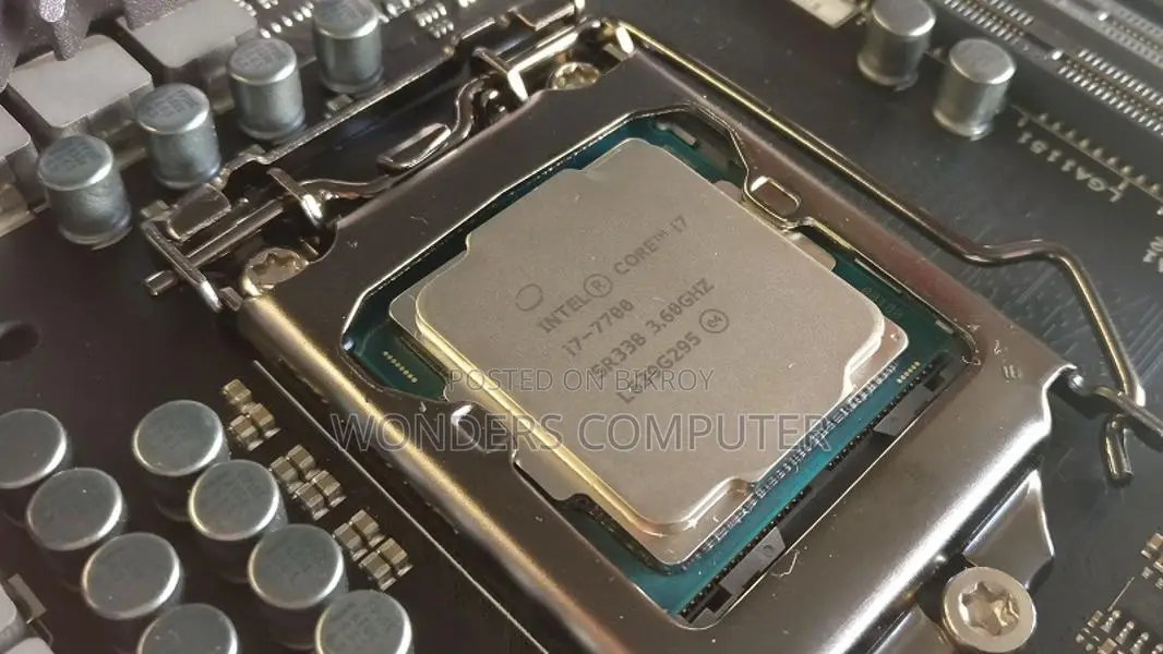 Core i7 7th Gen 7700 Quad-Core 3.6 GHz LGA 1151 65W Desktop Processor