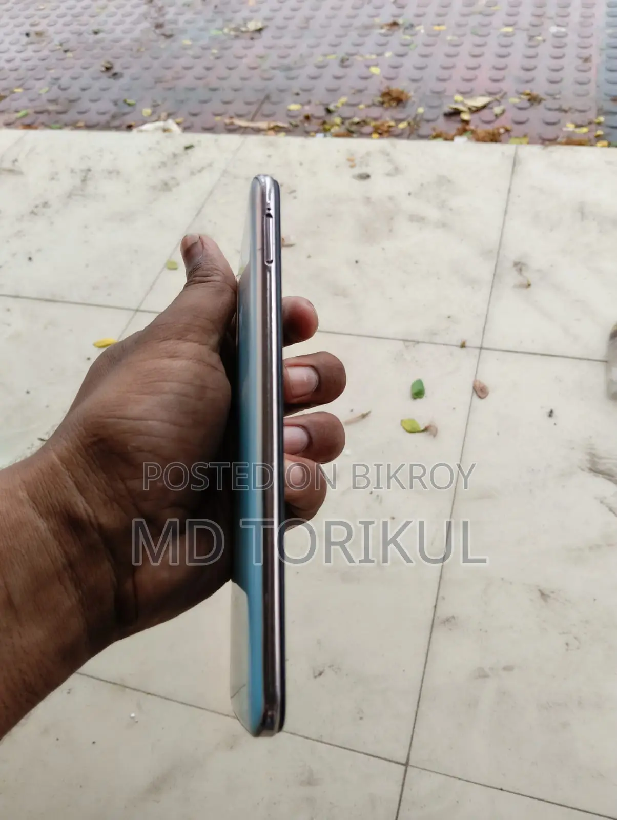 Vivo Y19 6/128 (Used)