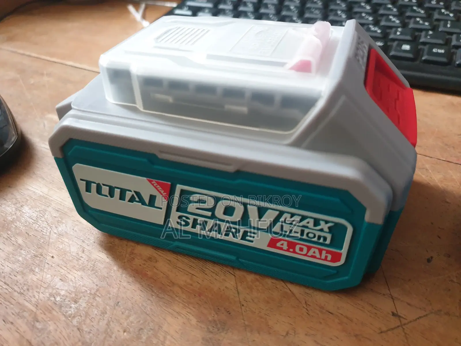 Total P20s 20volt 4ah Battery And 2a Charger Combo