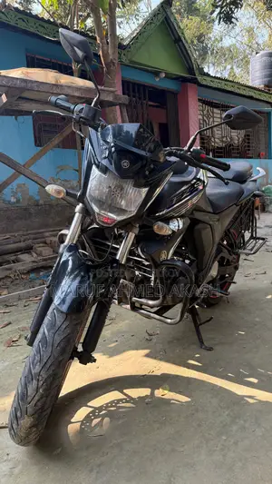 Yamaha FZS-FI V2 Dark Knight 2022