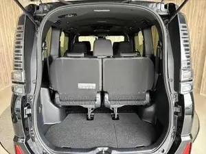 Toyota Voxy Hybrid ZS KIRAMEKI 2020
