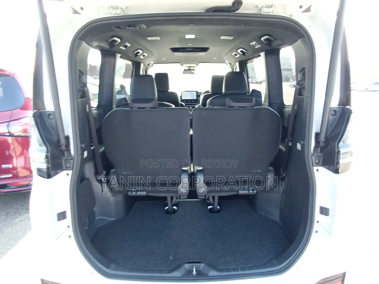 Toyota Voxy Hybrid S-Z All Option 2023