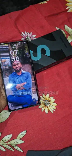 Samsung Galaxy S22 Ultra . (ব্যবহৃত)