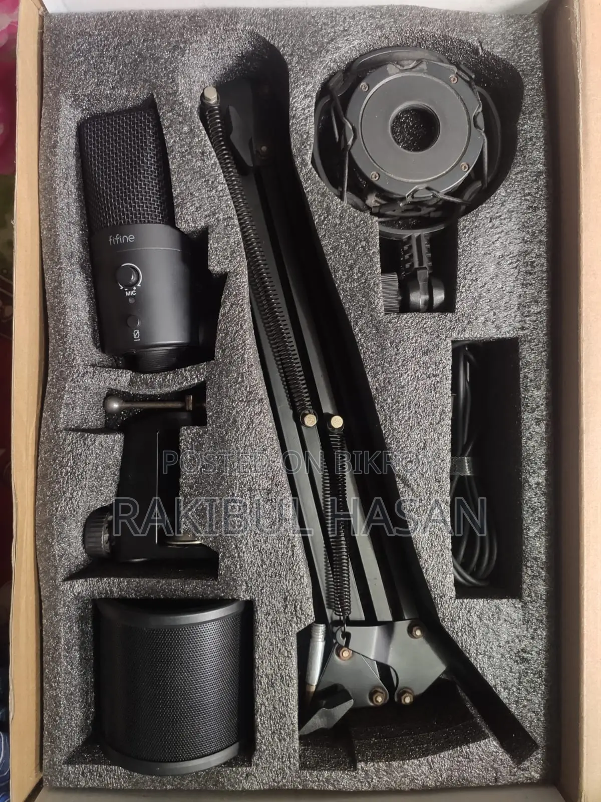 Fresh Fifine T683 Microphone for Sale