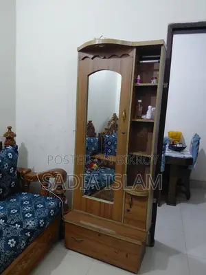 Dressing table