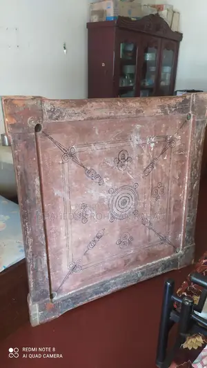 বড় সাইজের ভালো কাঠের ক্যারাম বোর্ড