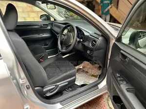 Toyota Fielder EX PKG SILVER / 2020