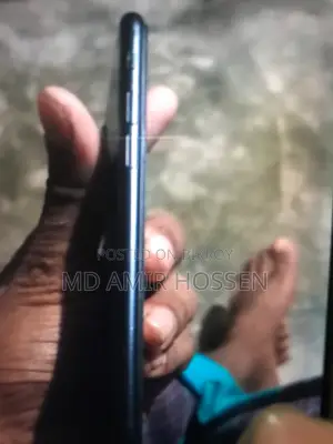 Apple iPhone 7 mini (Used)