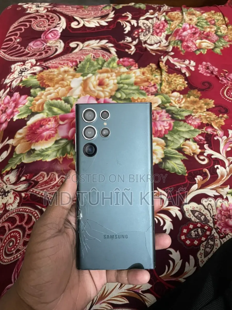 Samsung Galaxy S22 Ultra (Used)