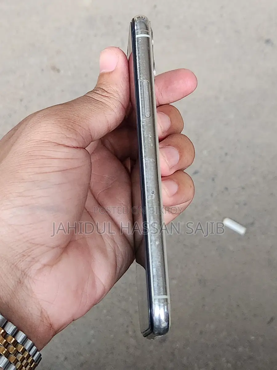 Apple iPhone 11 Pro (Used)