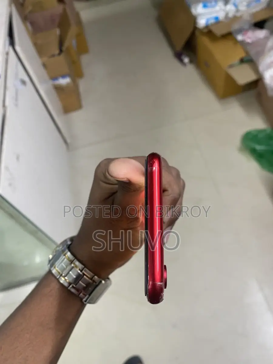 Apple iPhone XR (Used)