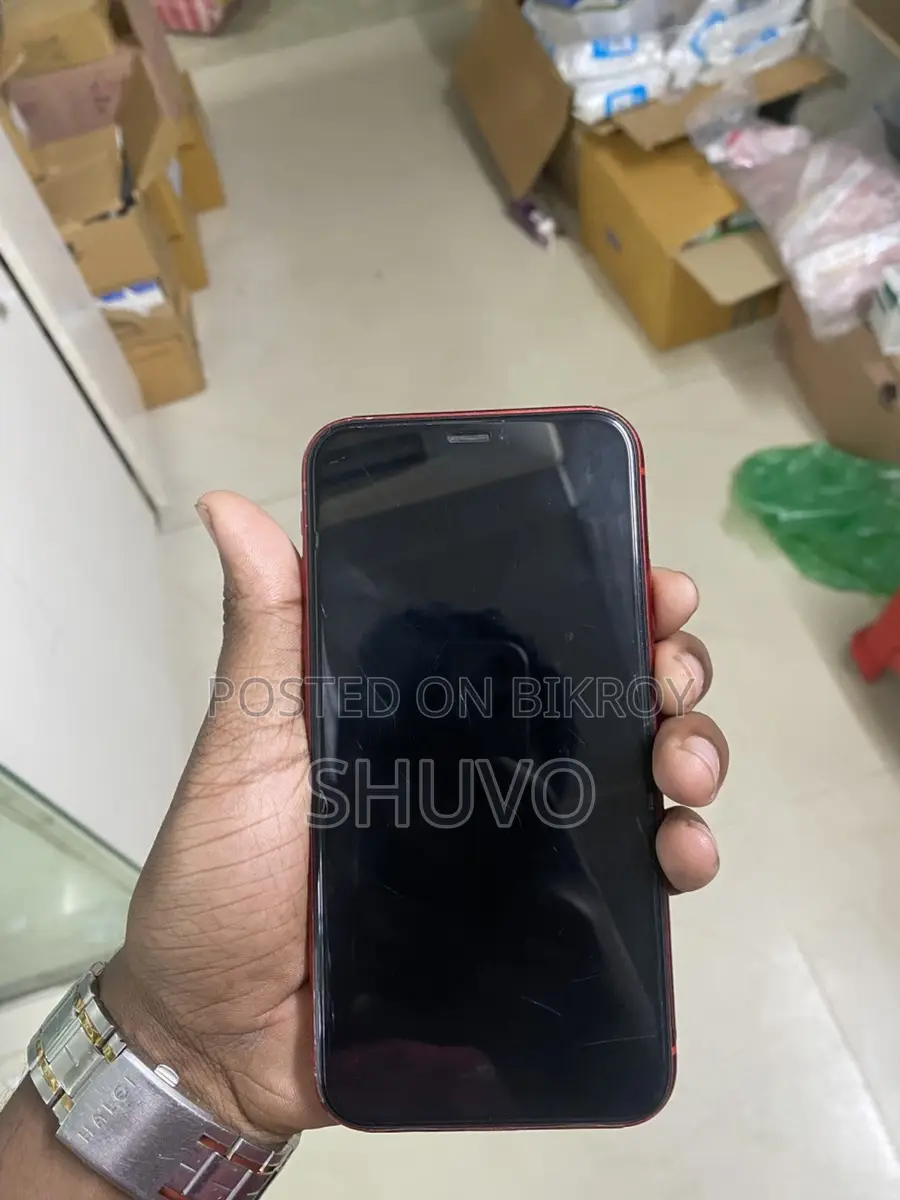Apple iPhone XR (Used)