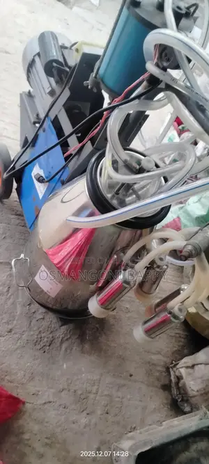 Automatic Milk Milking Machine