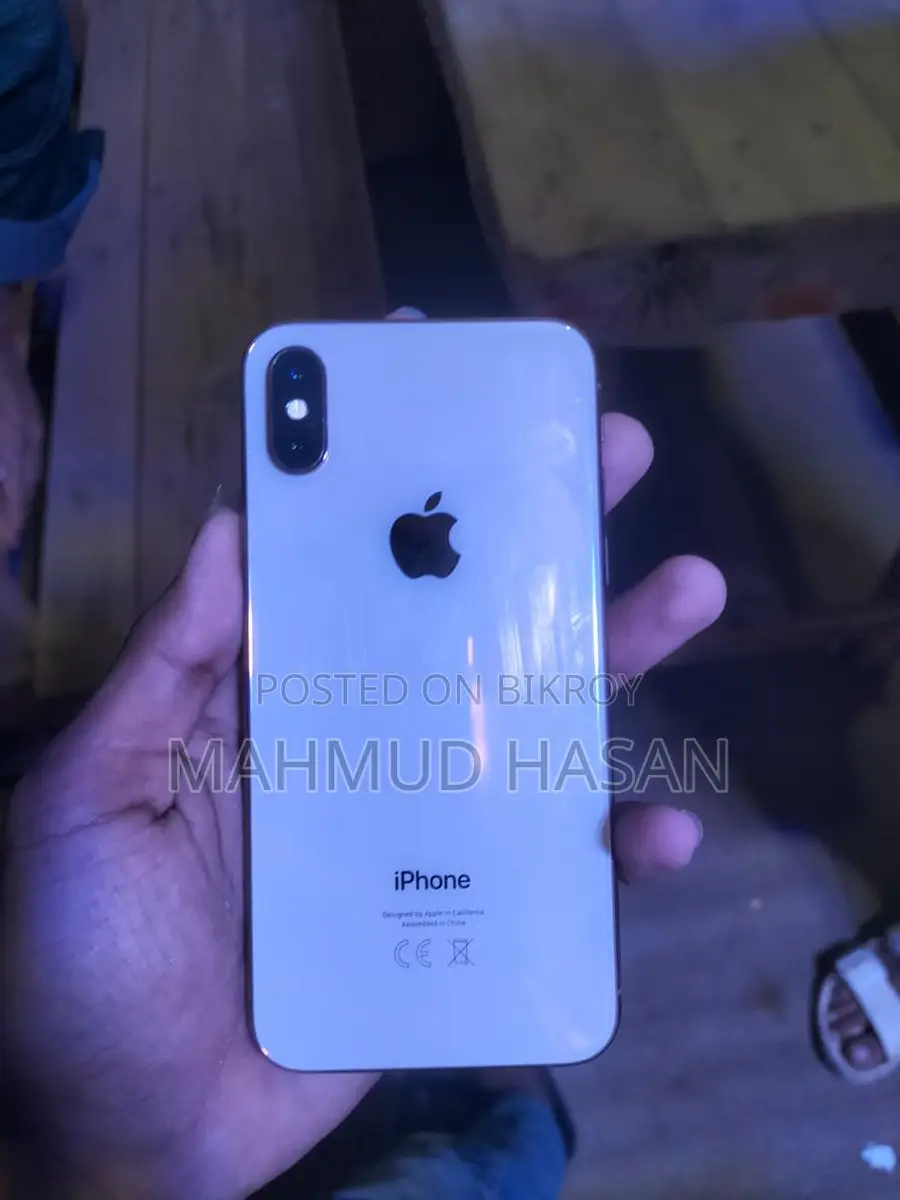 Apple iPhone XS (Used)