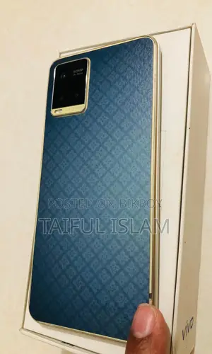 Vivo Y33s . (Used)
