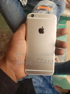 Apple iPhone 6 . (Used)