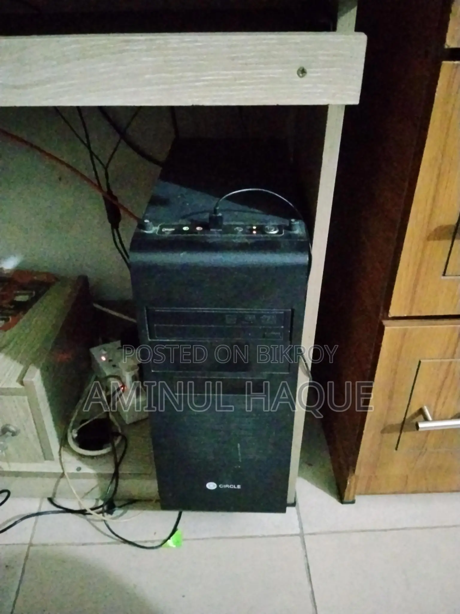 Desktop for sale