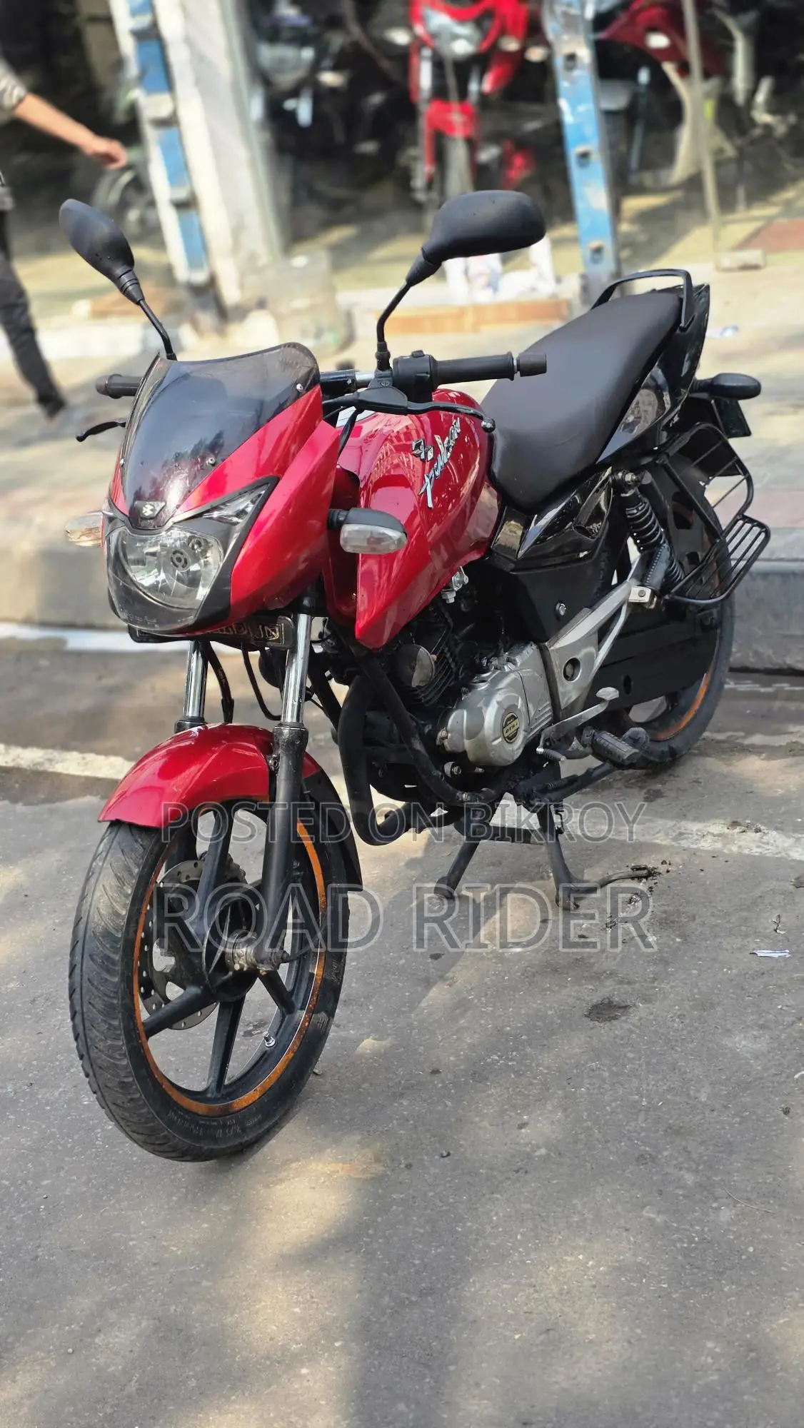 Bajaj Pulsar 150 Super Fresh 2013