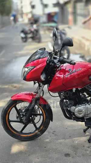 Bajaj Pulsar 150 Super Fresh 2013