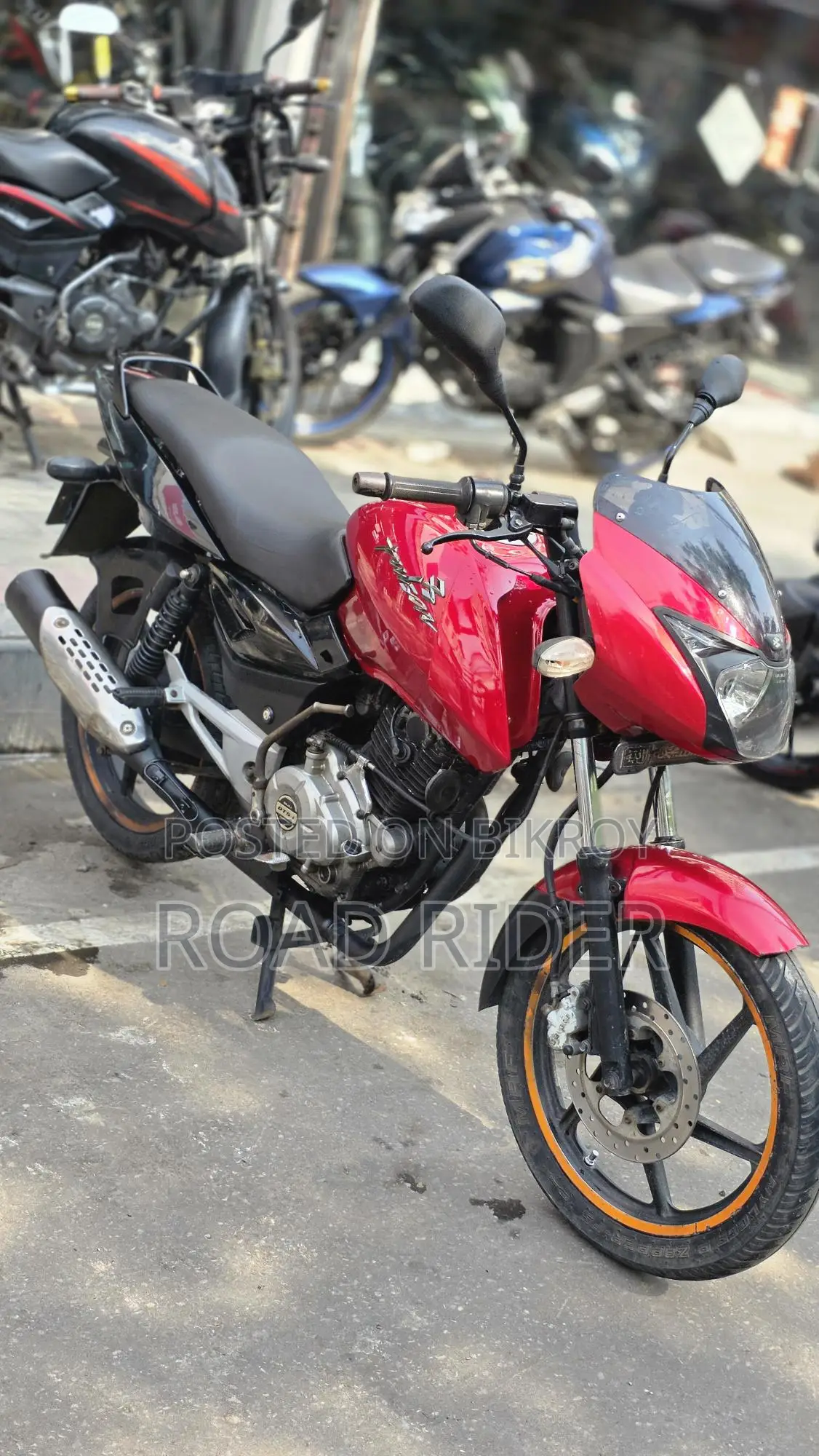 Bajaj Pulsar 150 Super Fresh 2013