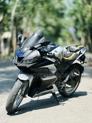 Yamaha R15 V3 Monster Edition . 2023